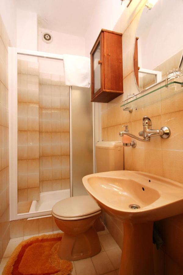 Apartments And Rooms By The Sea Racisce, Korcula - 4341 Luaran gambar